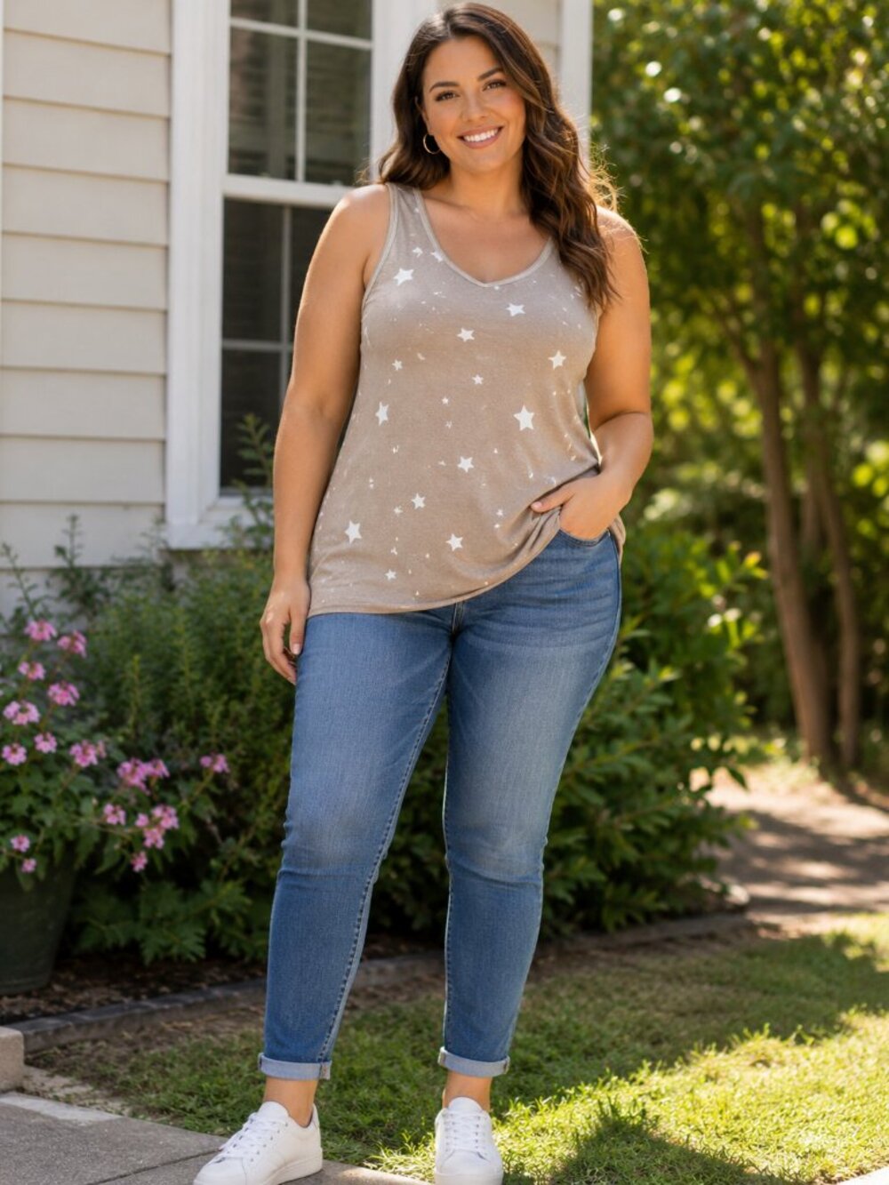 LIVE LOVE LOUNGE Sleeveless Scoop Neck Heathered Tan w/White Stars Tank XXL